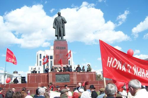 Свобода, равенство, социализм! 1 мая в центре Казани коммунисты провели массовую манифестацию 