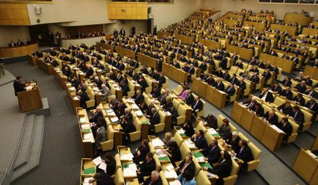 Фракция КПРФ поддержала принятый Госдумой во втором и третьем чтениях закон о штрафах за пропаганду нетрадиционных сексуальных отношений среди несовершеннолетних