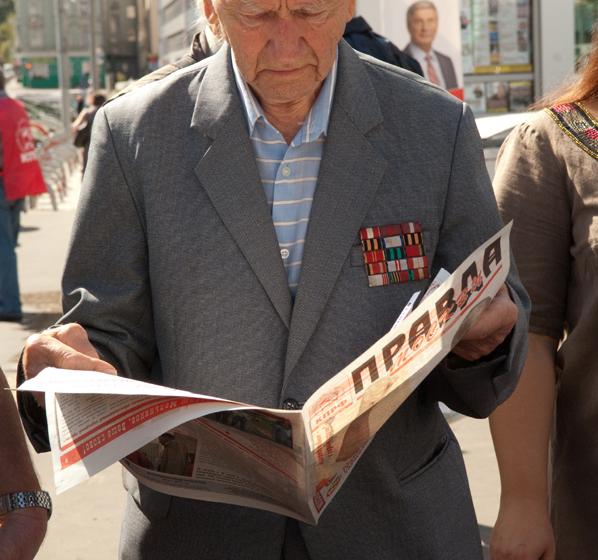 И.И. Мельников на встрече с москвичами: «Власть под любыми предлогами сокращает очередь на жилье, выводя граждан из категории нуждающихся»