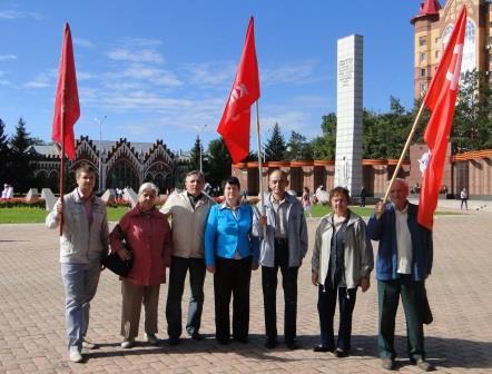 Коммунисты Благовещенска почтили память погибших во Второй мировой войне