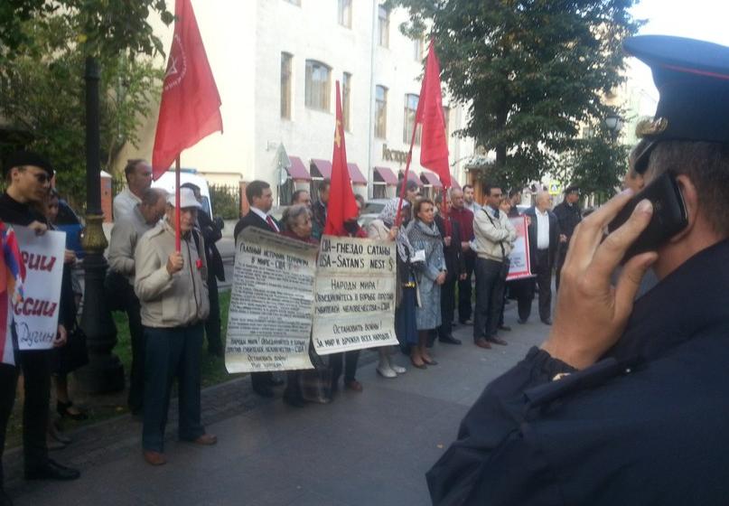 Будущее России решается в Сирии! Ленинградские коммунисты провели пикет и семинар в поддержку сирийских братьев