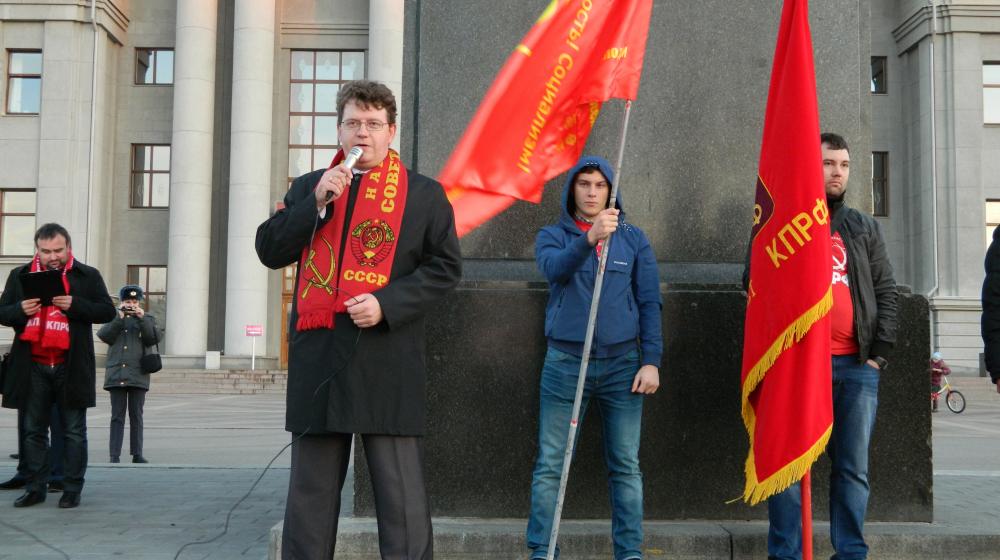 Торжественное шествие и митинг 7 ноября в Самаре
