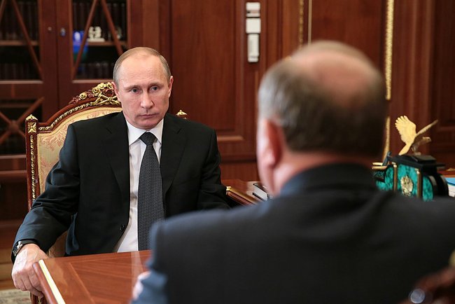 Г.А.Зюганов о сходстве позиций и противоречиях с В.В.Путиным: Есть общее во взглядах на международную политику, но что касается финансово-экономического курса страны, то мы расходимся