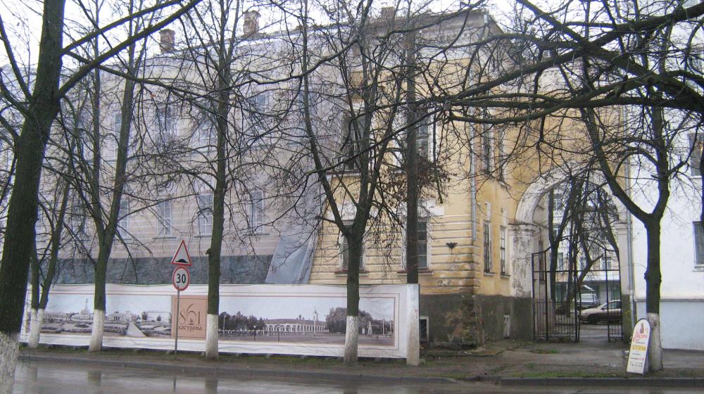 Кострому затягивают в долговую петлю