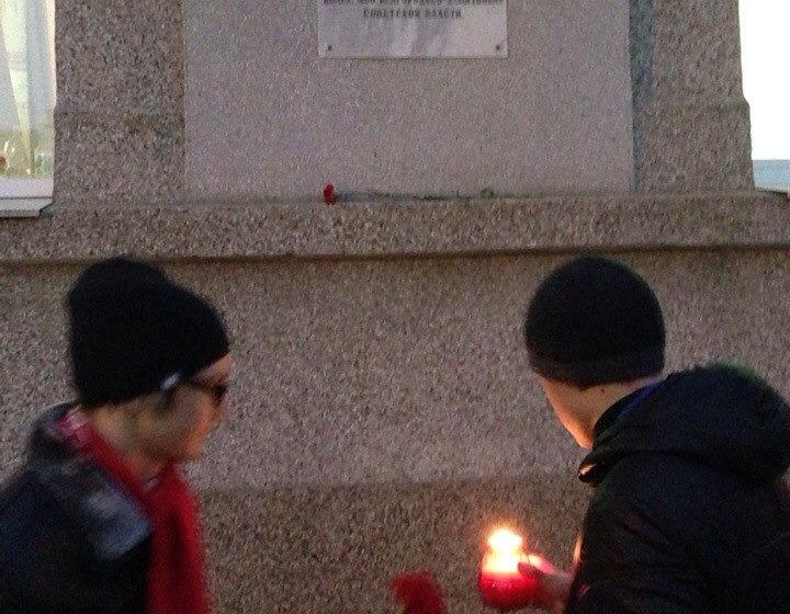 Комсомольцы в Белгороде почтили память героев красноармейцев, освободивших город от деникинцев в декабре 1919 года