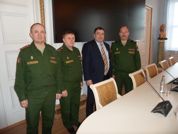 Санкт-Петербург: Депутаты-коммунисты напоминают о беспримерном в истории подвиге защитников и жителей Ленинграда