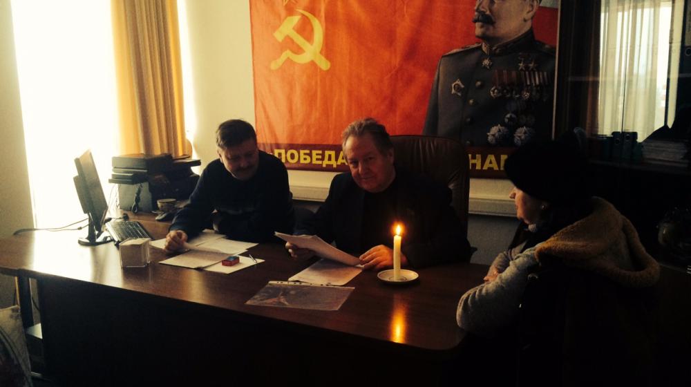 Краснодар. Приемную С.П. Обухова в столице Кубани обесточили. Депутат продолжает вести прием граждан при свечах