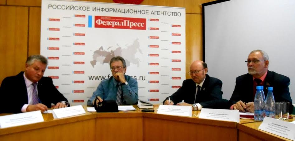 В Кургане за «круглым столом» встретились лидеры политических партий
