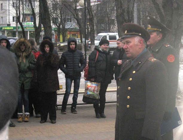 Коммунисты Калуги почтили память советских воинов-освободителей