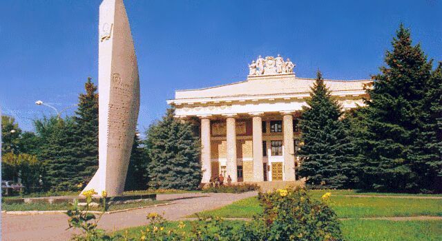 Волгоградская область. «Единая Россия» инициировала законопроект о запрете проведения митингов перед зданием Администрации в городе Волжском 