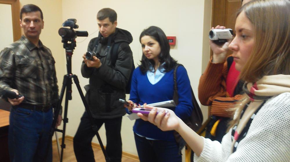 Столичные коммунисты инициировали проведение референдума в Москве.  Они выносят на обсуждение москвичей 12 вопросов 
