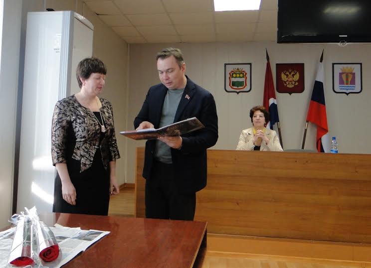 Помощь клубу культуры с. Орловка от Амурского обкома КПРФ