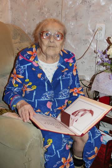 Челябинск. Коммунистами не рождаются! 100-летний юбилей Евдокии Матвеевны Акатьевой