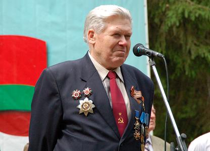 Первый секретарь Псковского обкома КПРФ Александр Рогов: «Член Коммунистической партии с 1945 года Иван Васильевич Васильев – пример для всех коммунистов»