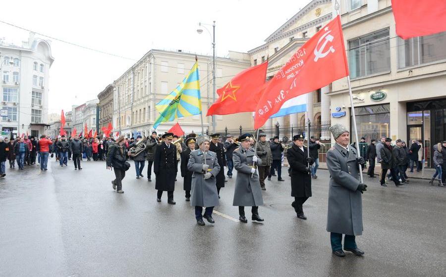«Армия, защити свой народ!». Шествие и митинг в Москве