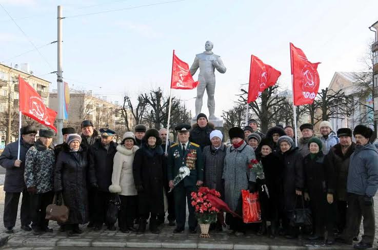 В Чебоксарах о юбилее Гагарина вспомнили только коммунисты