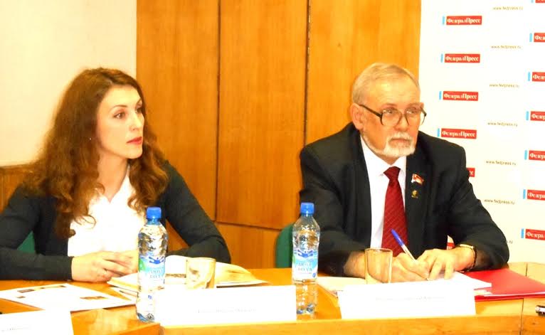 УралПолит.Ру об участии коммунистов в круглом столе в Кургане по теме: «Политические итоги. Февраль»