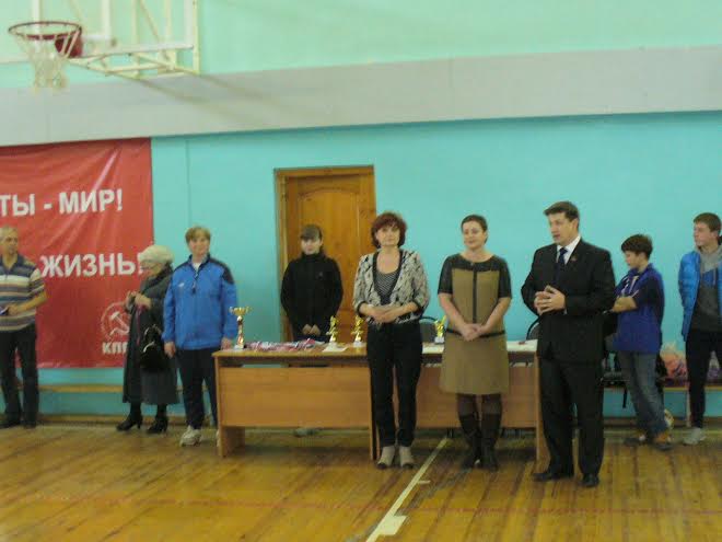 Белгородская область. В Старом Осколе при поддержке КПРФ прошел турнир по мини-футболу для школьниц