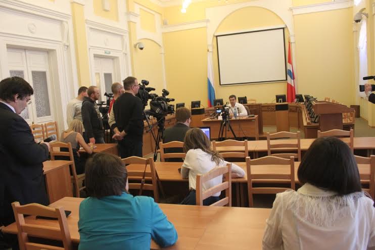 В Омске прошла пресс-конференция депутата Госдумы Олега Ивановича Денисенко