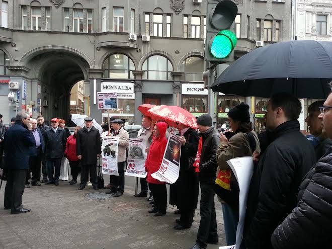 Вопрос московских пикетчиков Путину: «Почему в Москве, как и на Украине не разрешают провести референдум?»