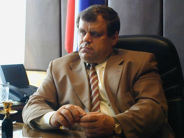 beyvora.ru: `Единая Россия`приостановила членство своего очередного "халатного" мэра