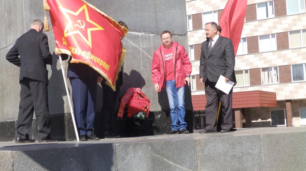 Дело Ленина живет и побеждает! Коммунисты Оренбурга в канун дня рождения В.И. Ленина провели торжественное собрание