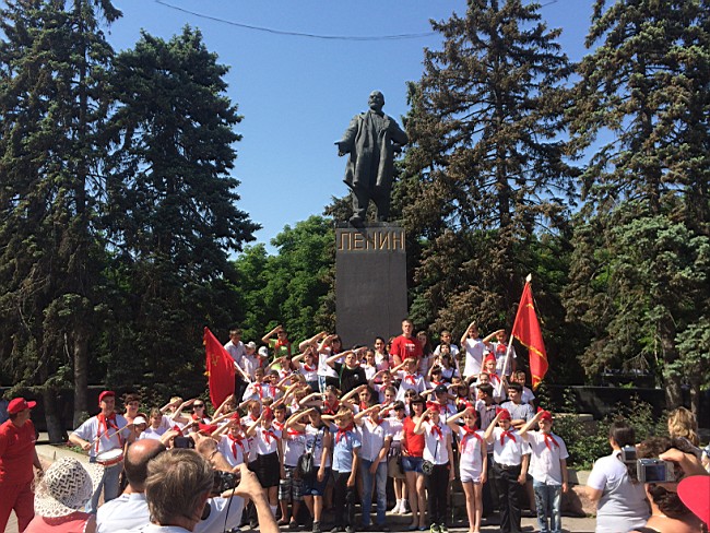 «К борьбе за Родину, добро и справедливость всегда готовы!». В Ростове-на-Дону состоялся пионерский праздник