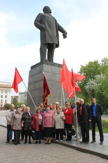 Тюменские коммунисты провели митинг в честь Дня пионерии