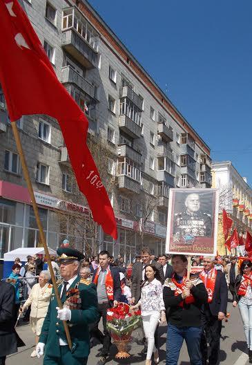 Ульяновск. Цветы к Вечному огню