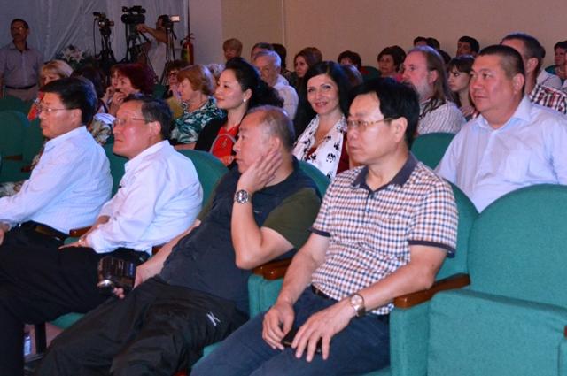 Город-герой Волгоград. Депутаты-коммунисты городской Думы провели встречу с официальной делегацией Коммунистической партии Китайской Народной Республики