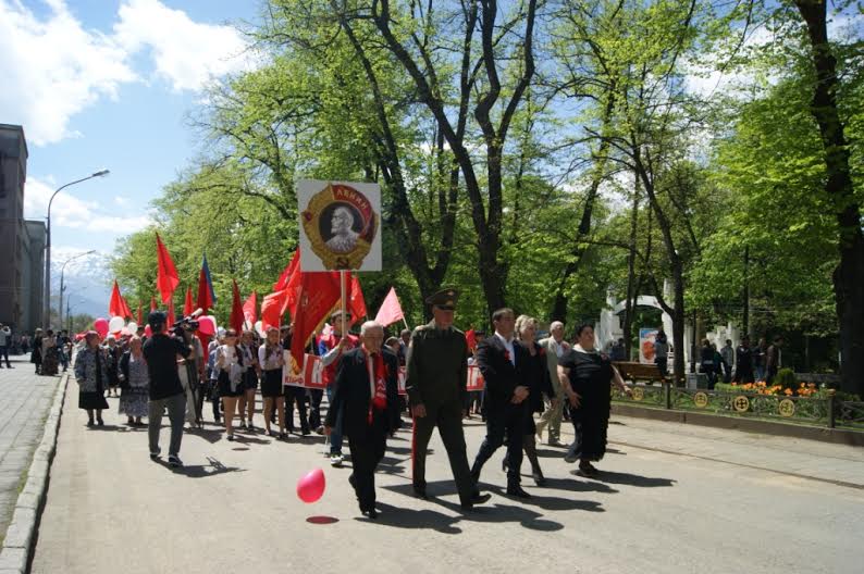 Единение, народовластие, социализм. Северная Осетия встретила 1 мая