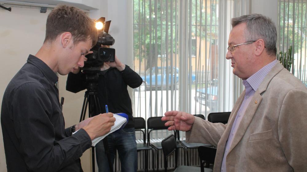 Кандидат в губернаторы Псковской области Александр Рогов: «Изменим жизнь к лучшему!»