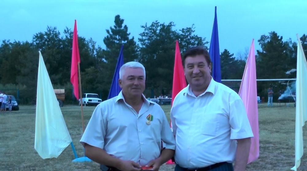 Ставропольский край. Депутат Госдумы В.И. Гончаров посетил колхоз «Родина» Новоселицкого района