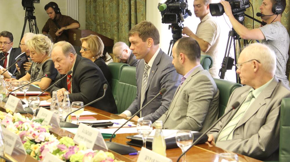 В.Ф.Рашкин принял участие в заседании Комитета по оказанию помощи жителям Юго-Востока