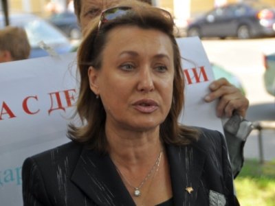 Кандидат в губернаторы Петербурга от КПРФ Ирина Иванова преодолела «муниципальный фильтр»