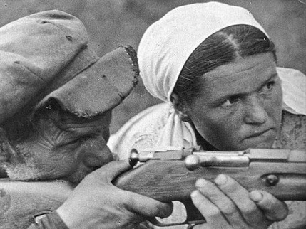 Новороссия. Жители поселка Георгиевка уничтожили из охотничьих ружей пятнадцать карателей, отомстив за смерть шестилетнего ребенка