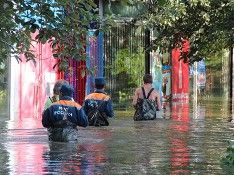 Алтайский край. Что оказывает власть людям, пострадавшим от наводнения: помощь или видимость?