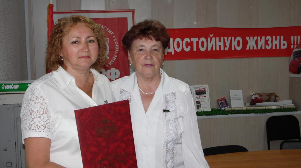Тюменская область. Депутат-коммунист Т.Н. Казанцева встретилась с коллективом предприятия «Сумкино-судоремонт»