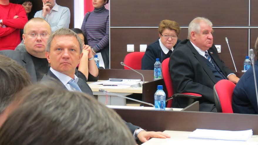 На фоне коррупционных скандалов власти Мурманска устроили информацмонную травлю КПРФ