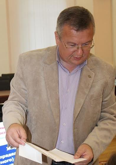 Кандидат в губернаторы Псковской области от КПРФ Александр Рогов: «Время выделено, но в Москве приказали распределить на утренние часы»
