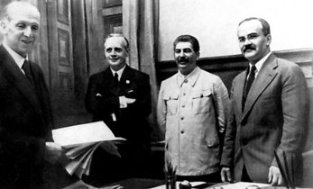 Советско-германский договор о ненападении и границах 1939 года: в чем нам предлагают покаяться?