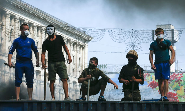 Майданные брехуны. Всеволод Непогодин о нежелании активистов евромайдана ехать добровольцами в Донбасс