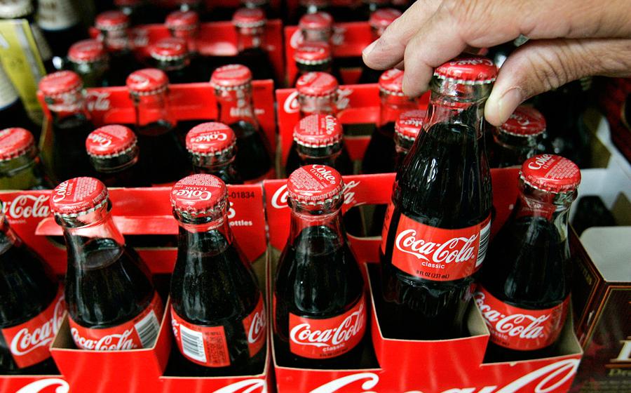 Депутаты-коммунисты предлагают ввести налог на coca-cola