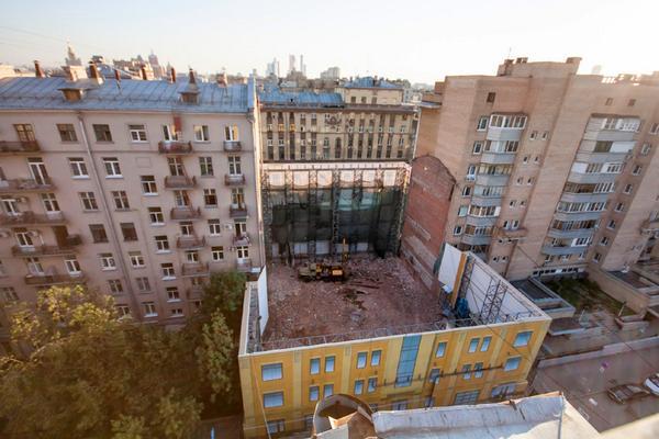 Москва. По запросу депутата-коммуниста В.Ф. Рашкина возбуждены дела против виновных в разрушении «дома Прошиных»