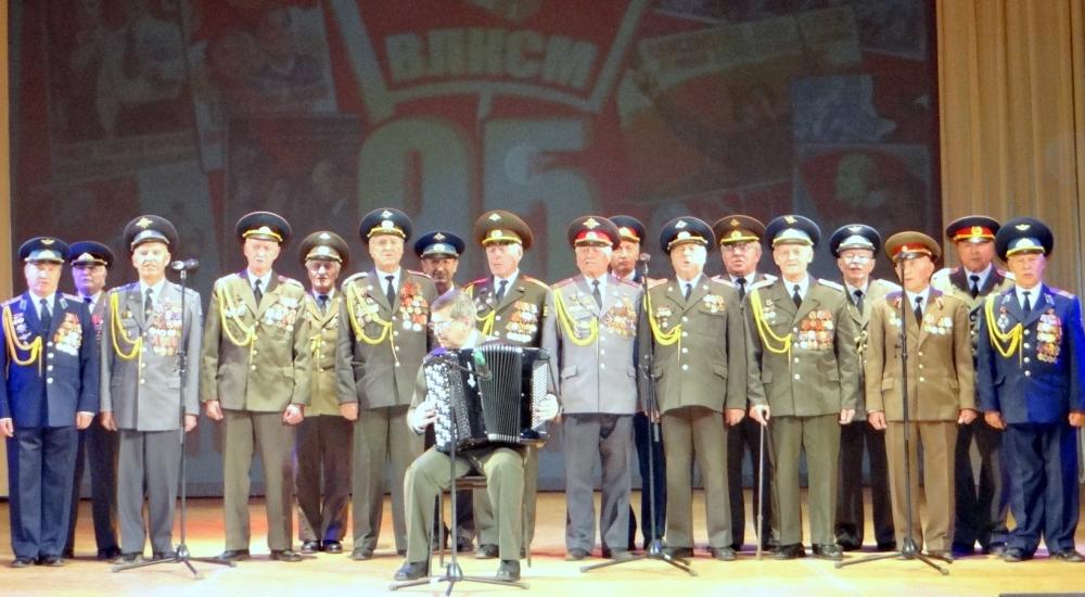 «Нам есть, чем гордиться!». Торжественный концерт в честь 95-летия Саратовского комсомола