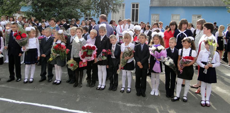 Курская область. День знаний в Пенской средней школе