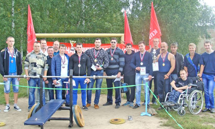 Ивановская область. В Кинешме при поддержке КПРФ прошел турнир по жиму штанги от груди