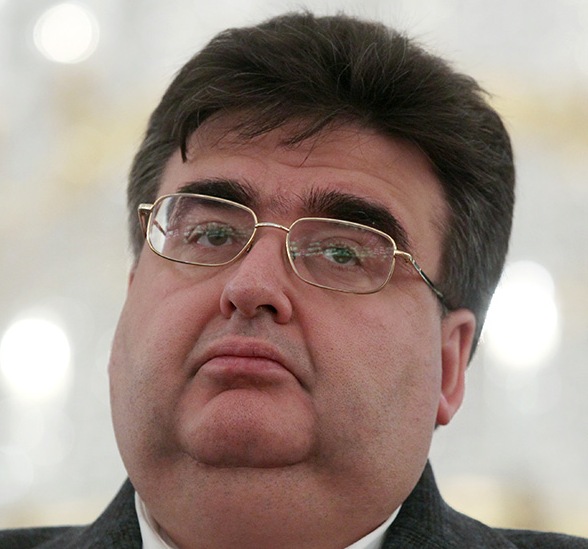 Депутаты поддержали инициативу КПРФ о снятии оскандалившегося Митрофанова с поста главы Комитета по СМИ