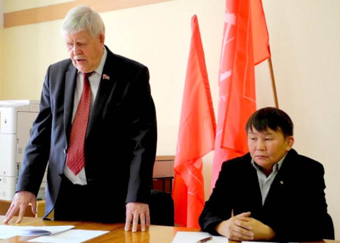 Кандидат на должность главы Якутии Виктор Губарев провел встречу с журналистами