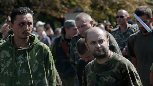 Руководство Донецкой Народной Республики хочет использовать труд пленных при восстановлении школ Донбасса